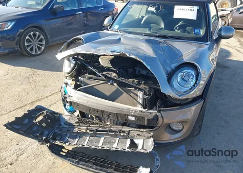 2017 Mini Convertible Cooper из США, поврежденный, VIN WMWWG5C59H3C19737